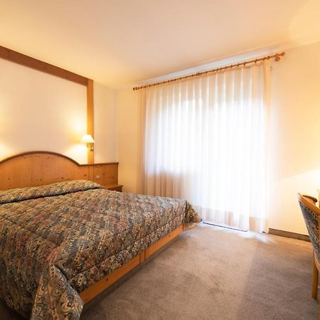 Hotel Villa Rosa Campitello di Fassa Exteriör bild