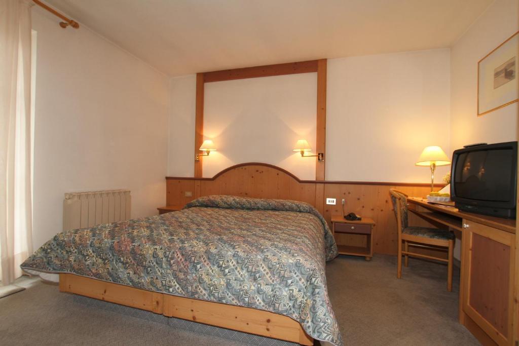 Hotel Villa Rosa Campitello di Fassa Rum bild