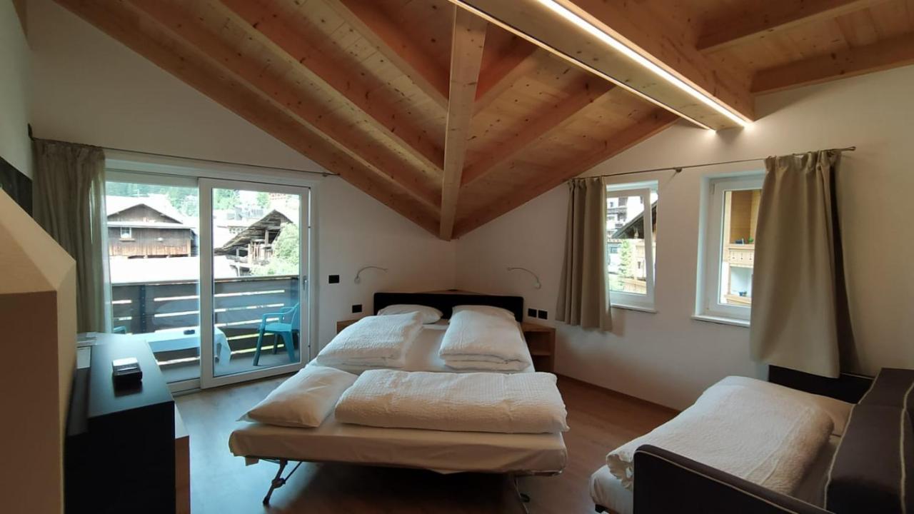 Hotel Villa Rosa Campitello di Fassa Exteriör bild