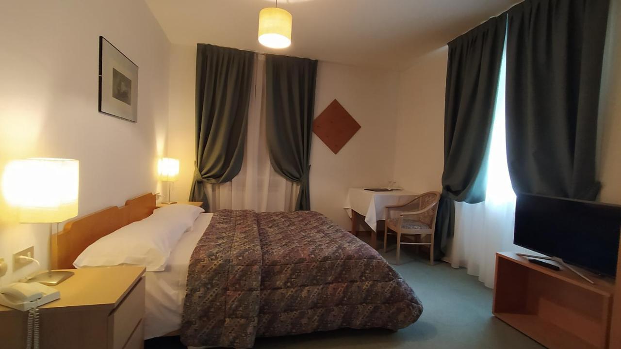 Hotel Villa Rosa Campitello di Fassa Exteriör bild